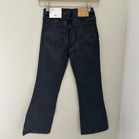 Zara Girls Jeans Wide Leg Exposed Buttons Black Washed Sz 9 - Picture 3 of 6